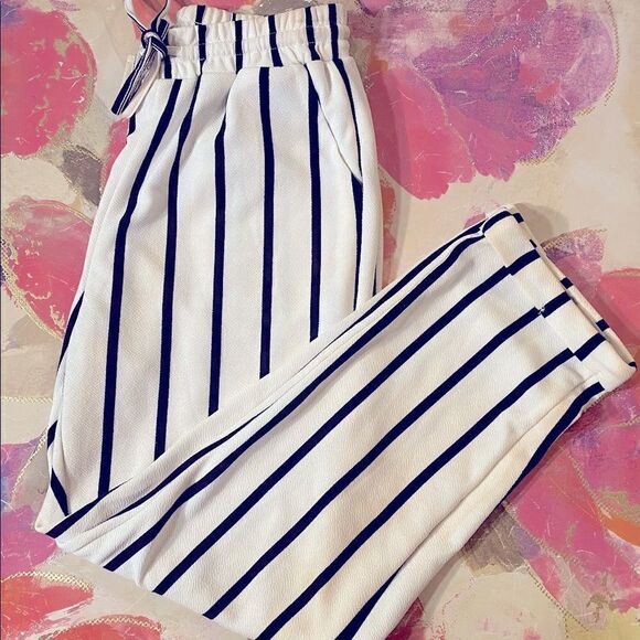 🛍Women’s Shein jumpsuit Drawstring pants Size : Medium - Picture 1 of 10
